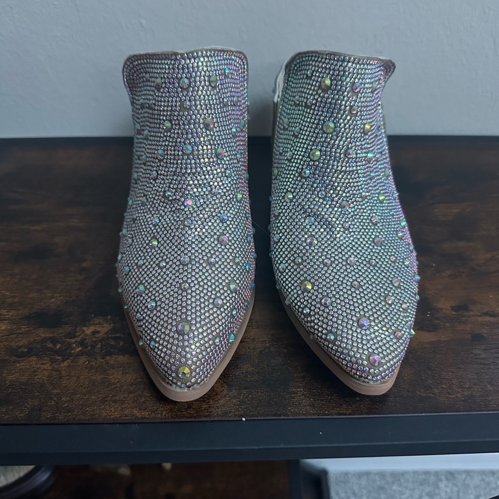 NWOT  Embellished Women's Ankle Boots - Picture 2 of 5